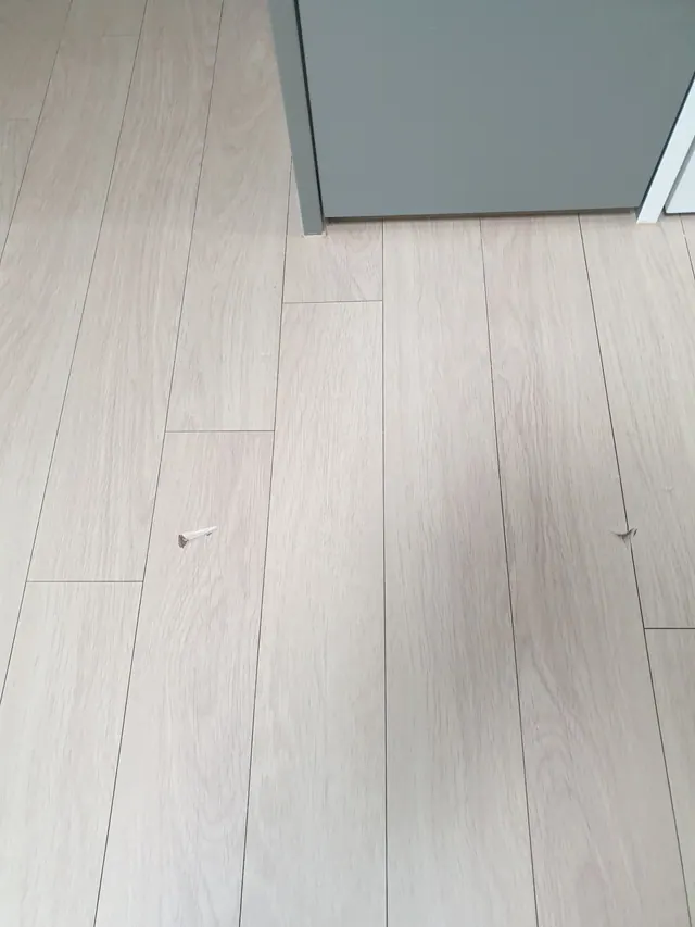 마루찍힘복원 사례 2 복원 전 현장